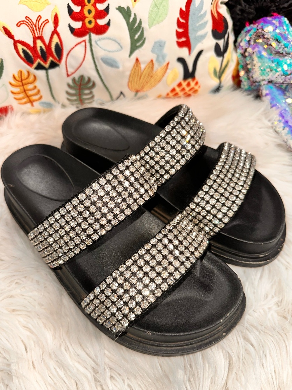 Bongo • Rhinestone Chunky Platform Slides - Picture 17 of 17